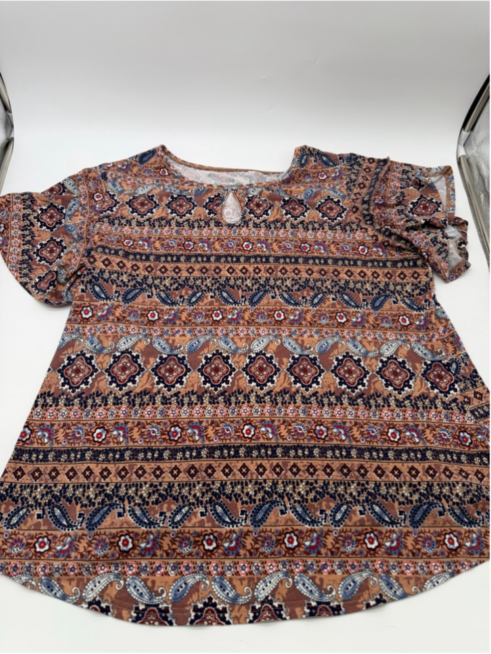 Women's Flutter Sleeve Top 2X Brown Blue Paisley Print
